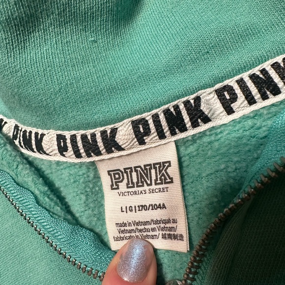 Victoria’s Secret PINK Crop Pullover - Picture 2 of 3